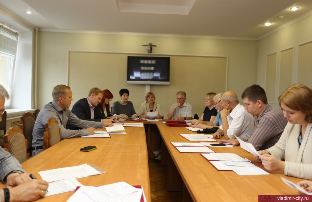 Состоялось совместное заседание комитетов по местному самоуправлению и образованию