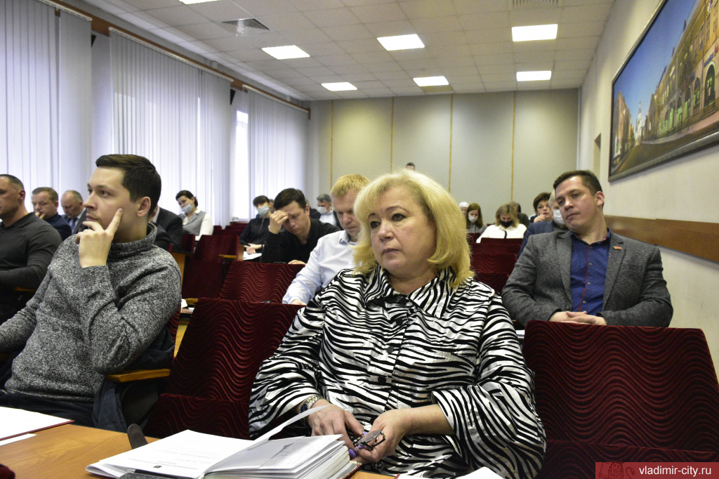 Депутаты поддержали инициативу о присвоении Владимиру звания «Город трудовой доблести»