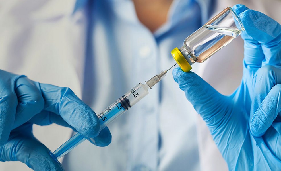 В лечебных учреждениях Владимира продолжается вакцинация жителей против ковида