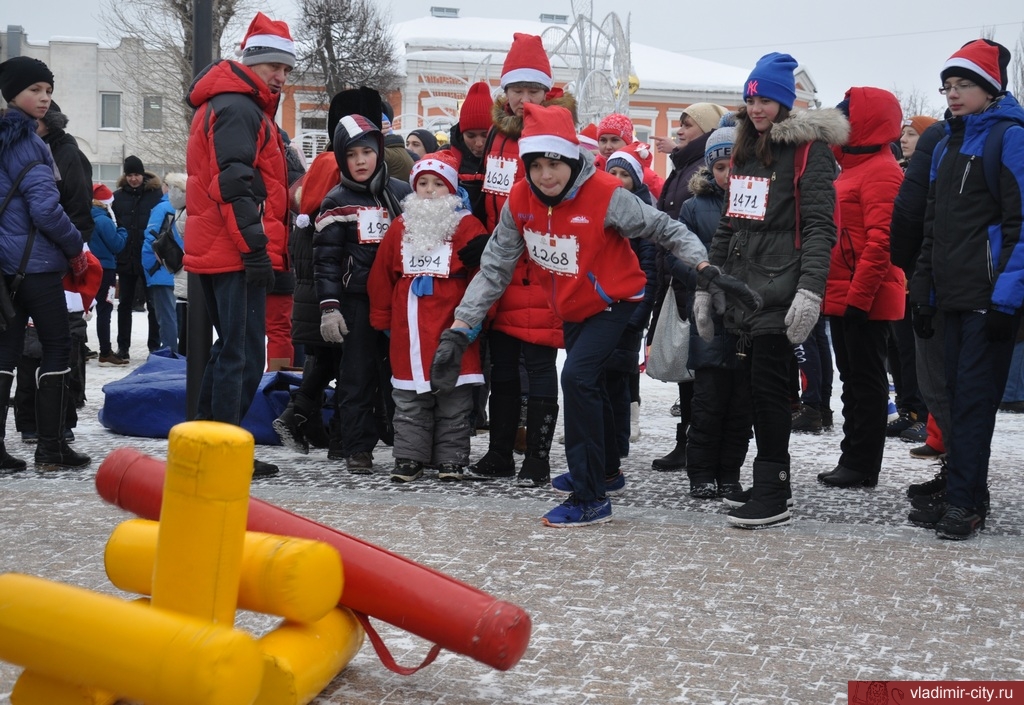 Забег Дедов Морозов во Владимире собрал больше 3000 участников