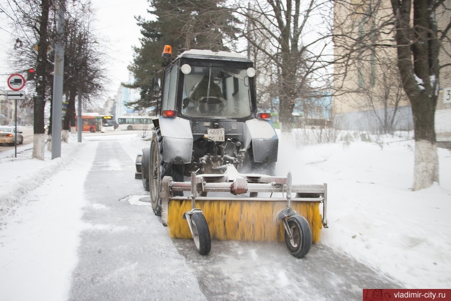 Снегопад во Владимире: уборка города продолжается в штатном режиме