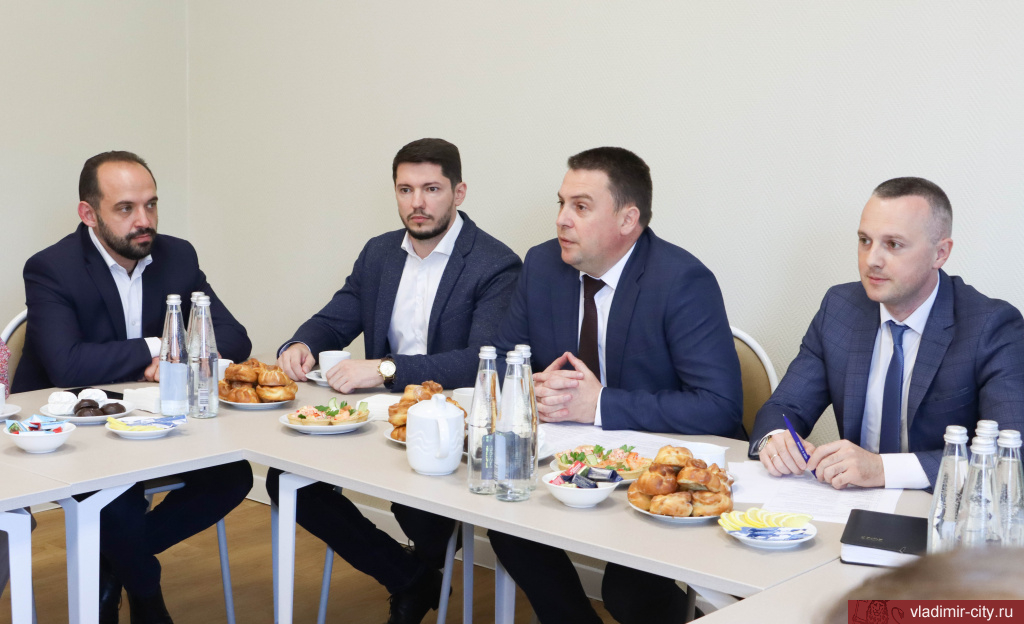 Дмитрий Наумов встретился с лидерами социально-ориентированных НКО Владимира