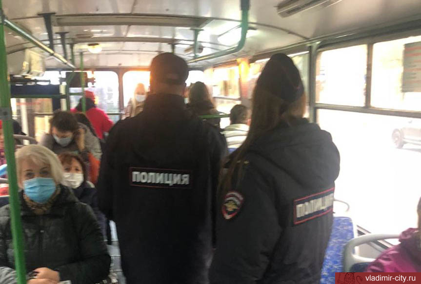 В общественном транспорте Владимира продолжаются проверки «масочного» режима