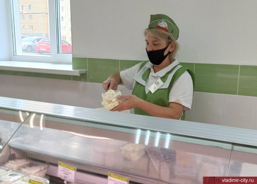 Во Владимире продолжаются проверки соблюдения антиковидных ограничений на объектах торговли